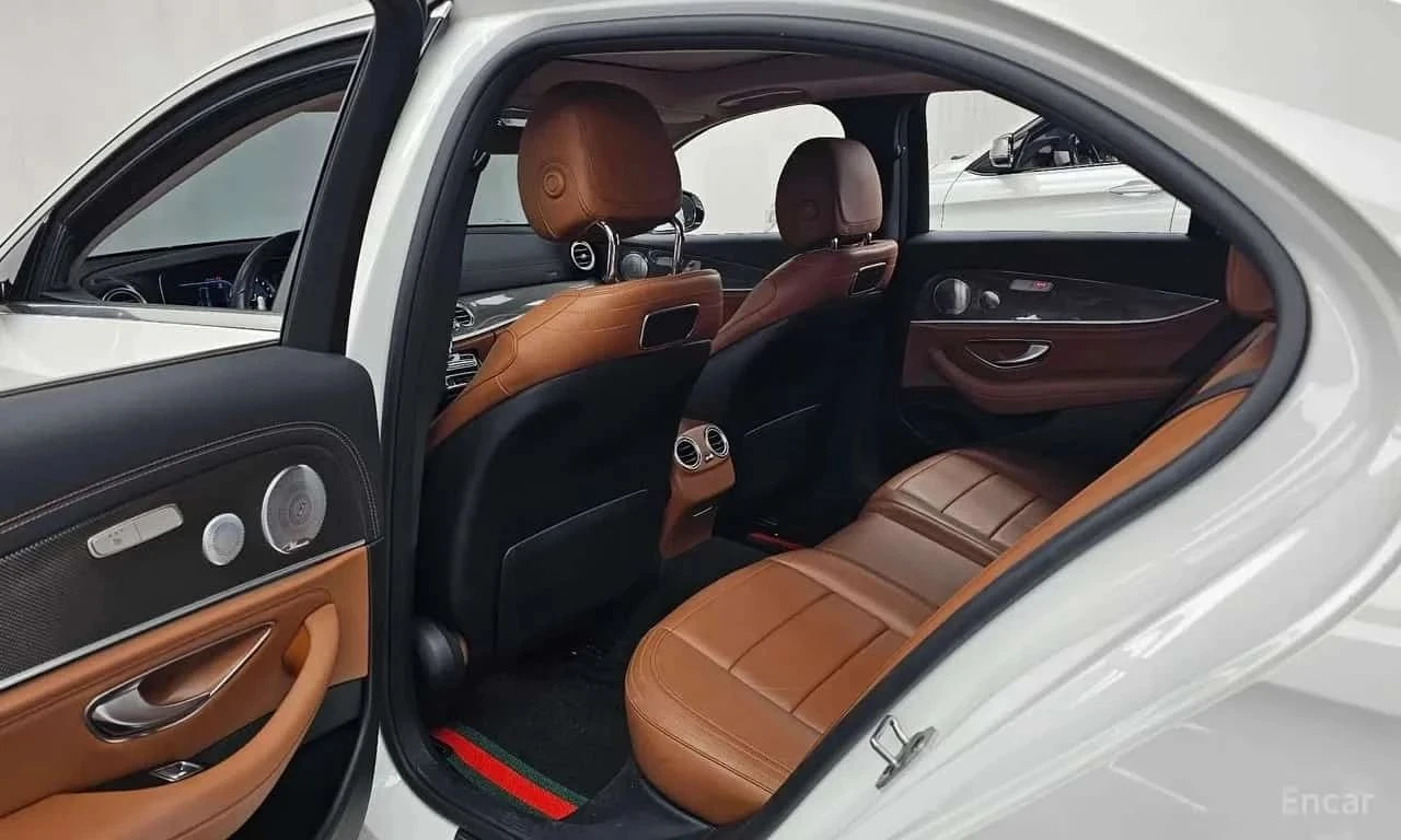 Mercedes-Benz E 350, снимка 12 - Автомобили и джипове - 56724556