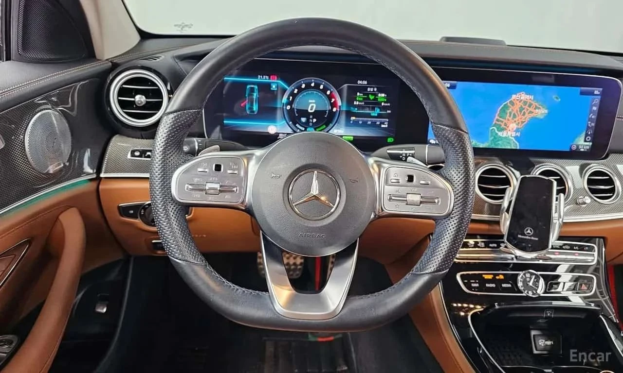 Mercedes-Benz E 350, снимка 13 - Автомобили и джипове - 56724556