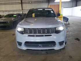 Jeep Grand cherokee TRACKHAWK* 8ZF* PANO* ОБДУХ* DISTRONIC, снимка 1