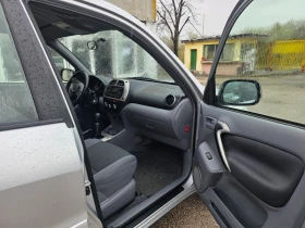 Toyota Rav4 2.0D4D KLIMA ITALY - 2999 € / 5865.53 лв. - 25142234 13