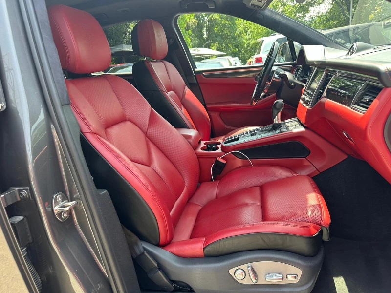 Porsche Macan Turbo, снимка 12 - Автомобили и джипове - 46385115
