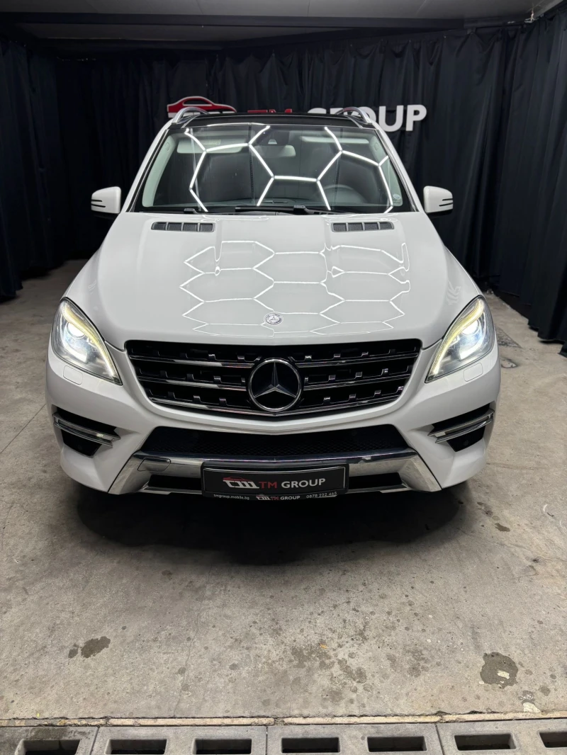 Mercedes-Benz ML 350 AMG PACK, снимка 1 - Автомобили и джипове - 47624113