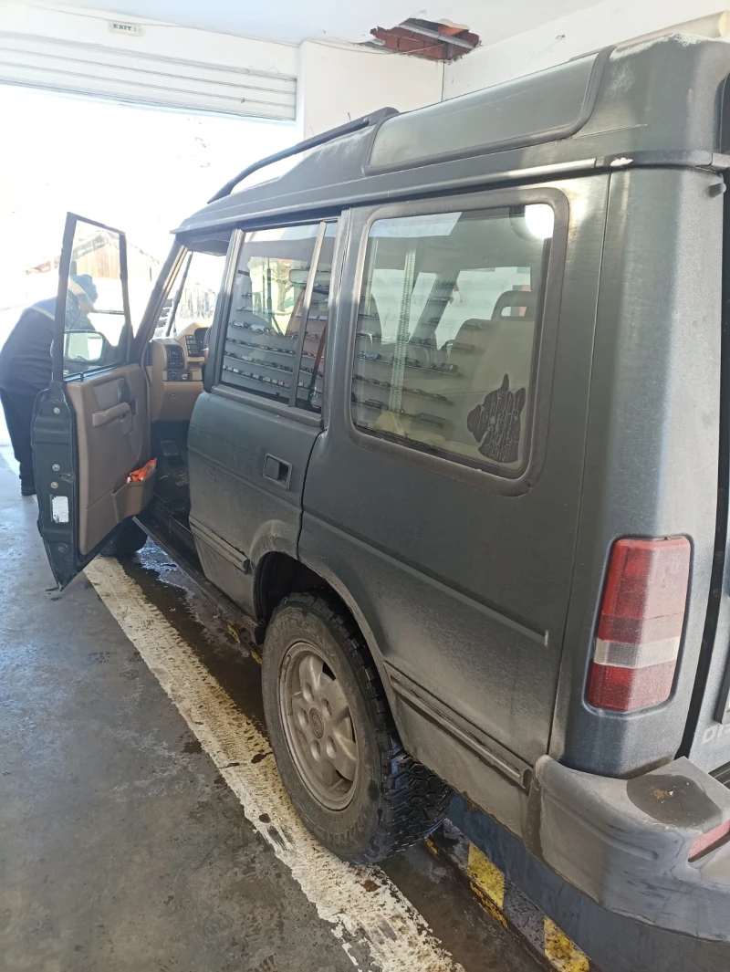 Land Rover Discovery, снимка 3 - Автомобили и джипове - 48430247