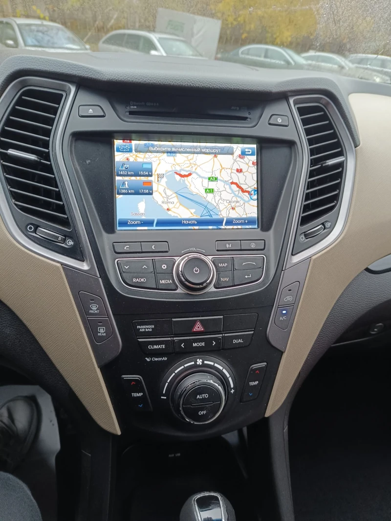 Hyundai Santa fe, снимка 15 - Автомобили и джипове - 52577647