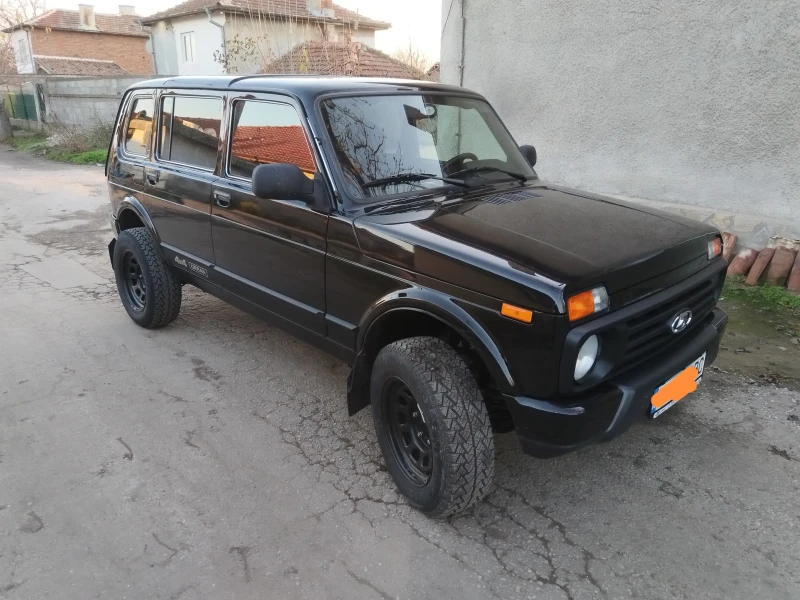 Lada Niva Урбън