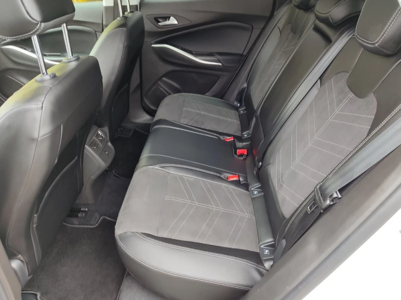 Opel Grandland X 1.2 turbo (130hp) AT8, снимка 12 - Автомобили и джипове - 52873375