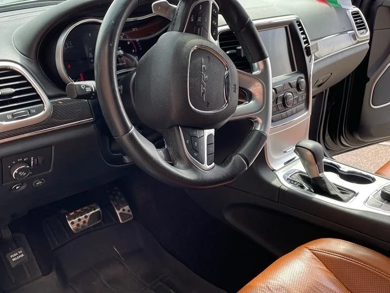 Jeep Grand cherokee SRT 6.4, снимка 10 - Автомобили и джипове - 54919209