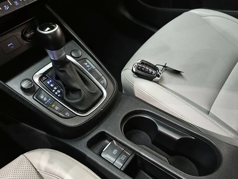 Hyundai Kona 2.0 2Wd Modern, снимка 9 - Автомобили и джипове - 56321627