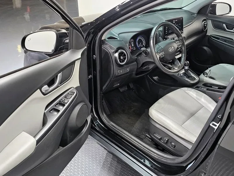 Hyundai Kona 2.0 2Wd Modern, снимка 11 - Автомобили и джипове - 56321627