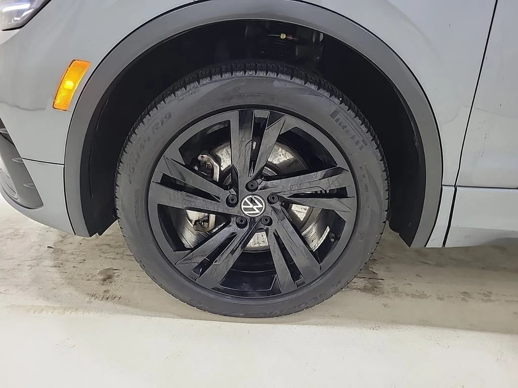 VW Tiguan * COMFORTLINE R LINE BLACK EDITION * CARFAX *   | Mobile.bg   15