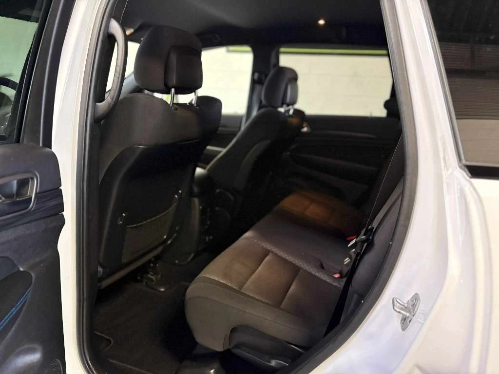 Jeep Grand cherokee * Laredo * CARFAX * ���� �� �� | Mobile.bg � ����������� 10