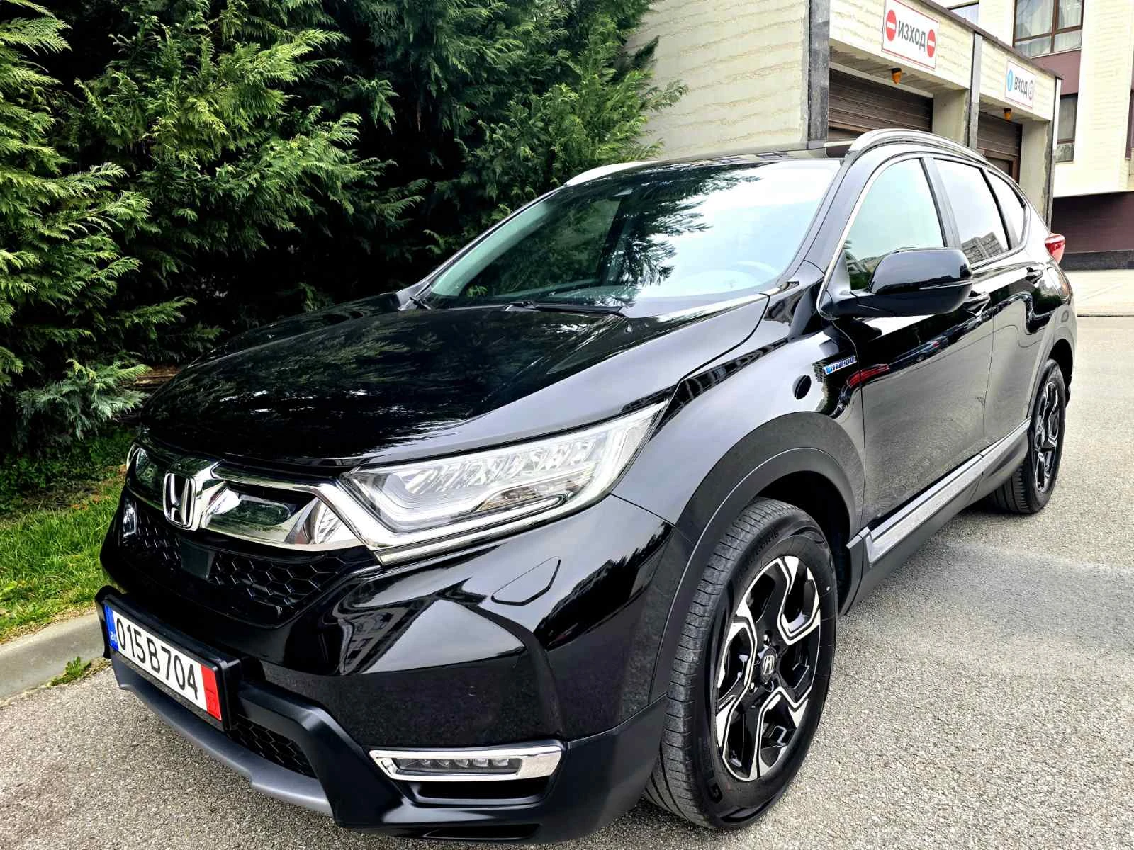 Honda Cr-v 2.0XYBRID* 4×4 EXECUTIVE* FULL*  | Auto.bg — изображение 1