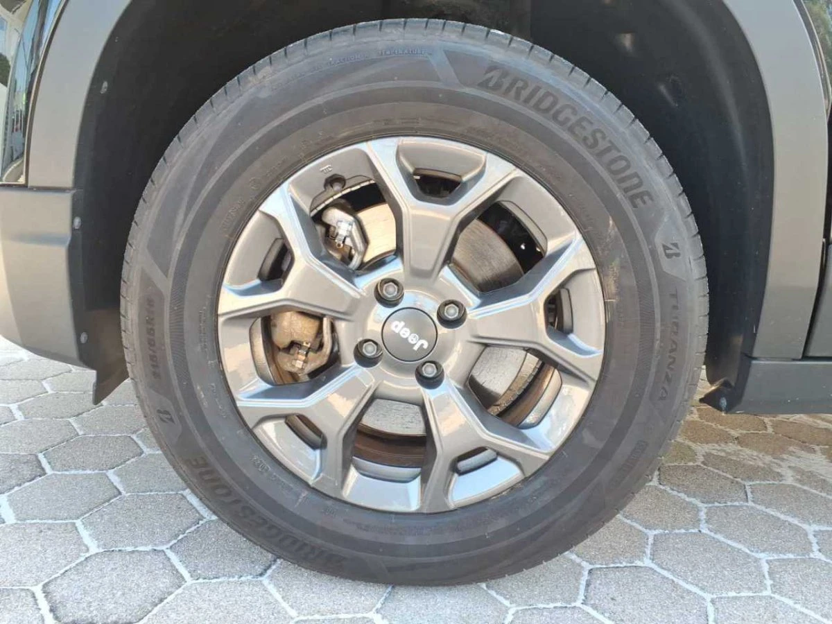 Jeep Avenger 51 kWh Longitude, снимка 5 - Автомобили и джипове - 54135781