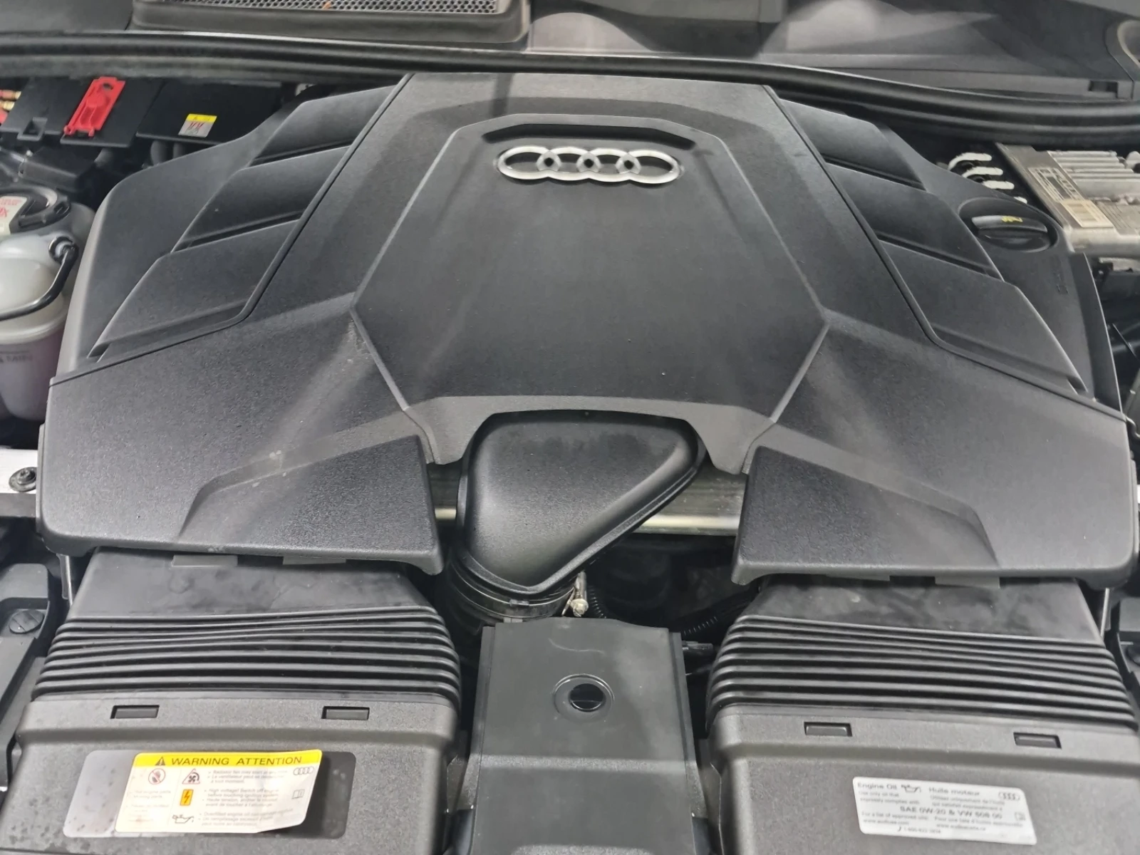 Audi Q7 Komfort 55 TFSI quattro, снимка 10 - Автомобили и джипове - 54453875