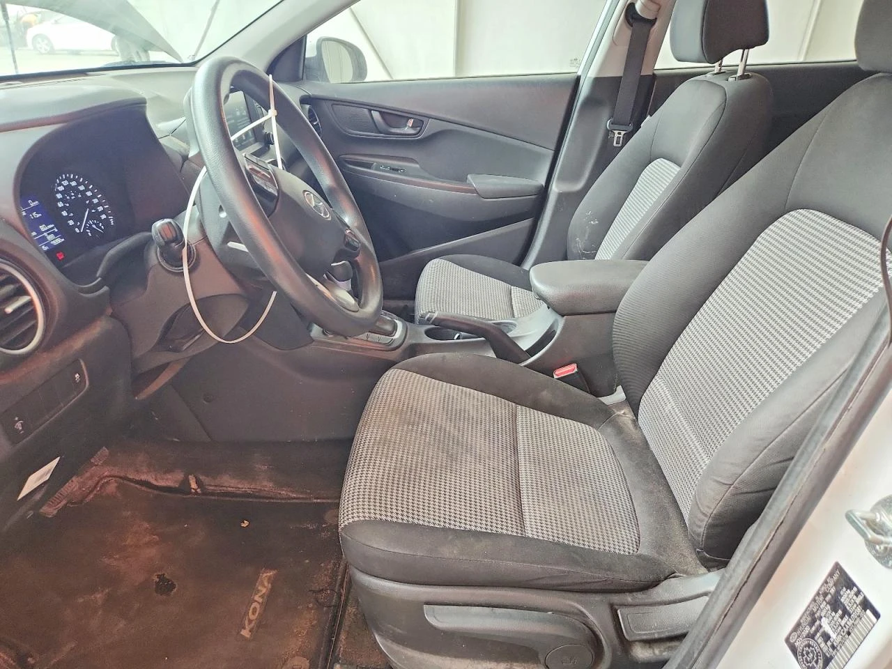 Hyundai Kona SE, снимка 7 - Автомобили и джипове - 54638721