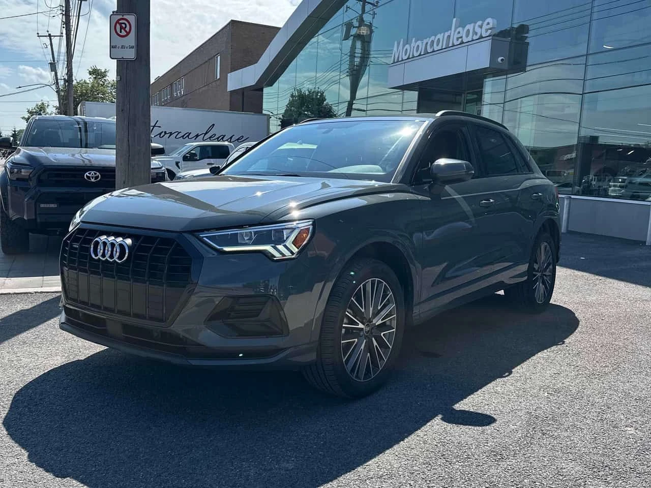 Audi Q3 QUATTRO/ДИСТРОНИК/ПАНОРАМА/БЕЗ ИНЦИДЕНТИ