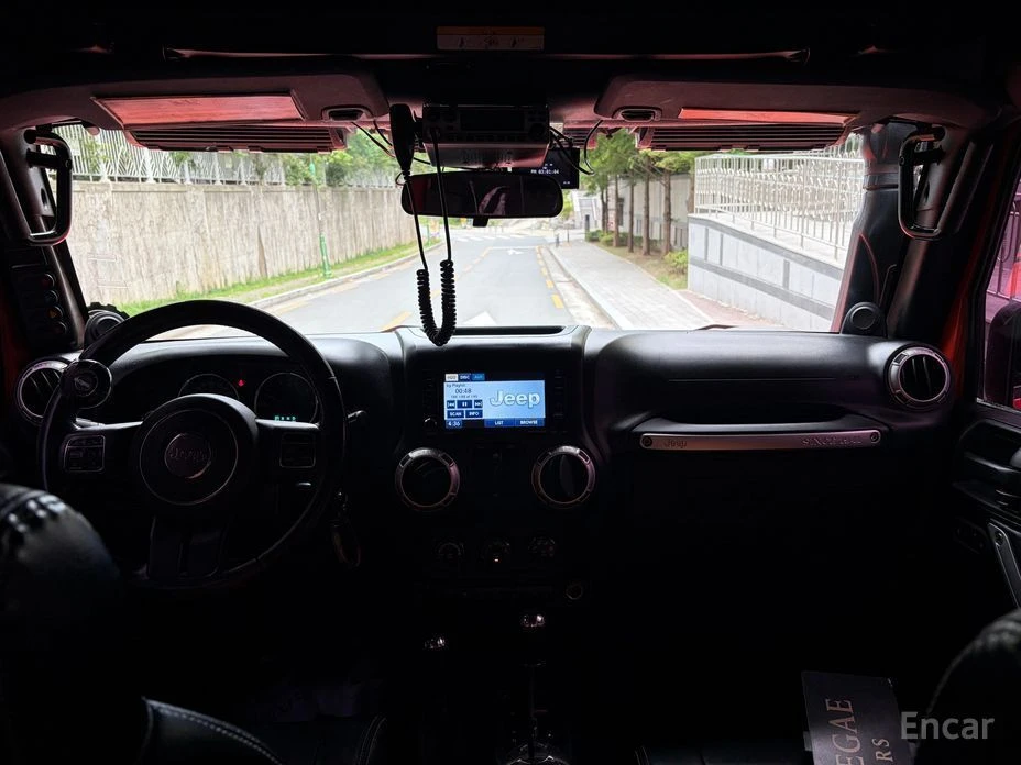 Jeep Wrangler, снимка 7 - Автомобили и джипове - 55355410