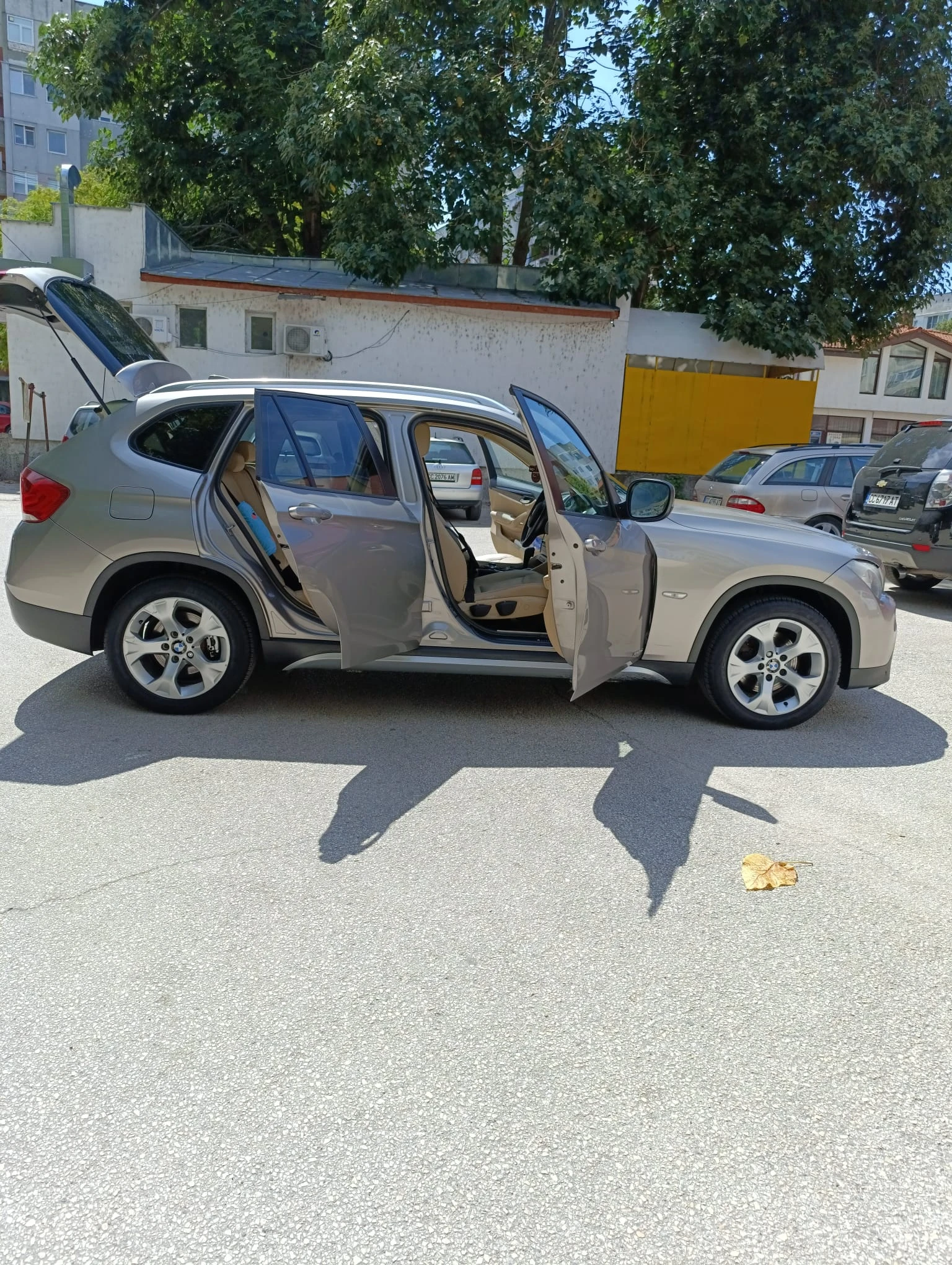 BMW X1, снимка 13 - Автомобили и джипове - 56071277