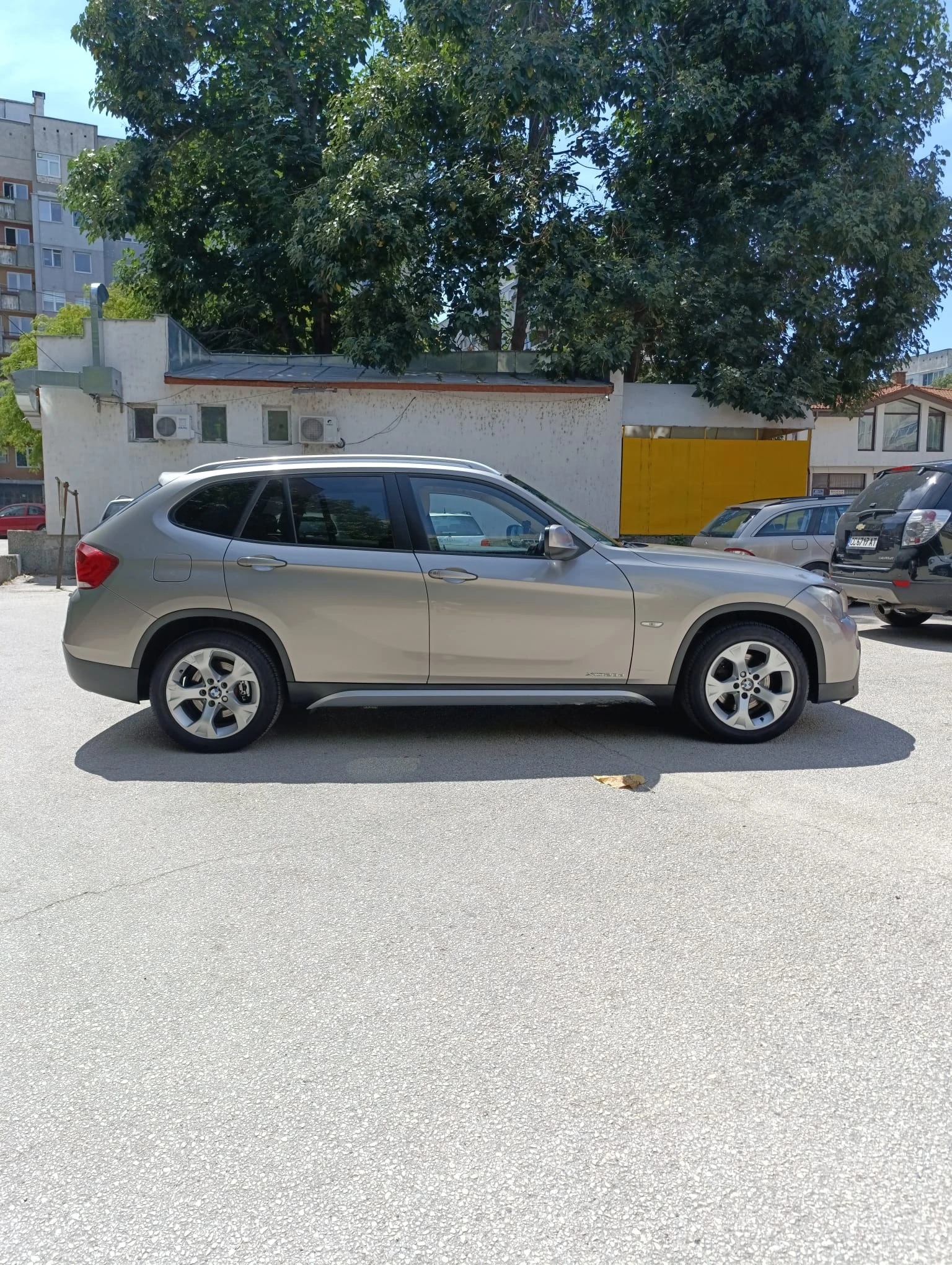 BMW X1, снимка 4 - Автомобили и джипове - 56071277