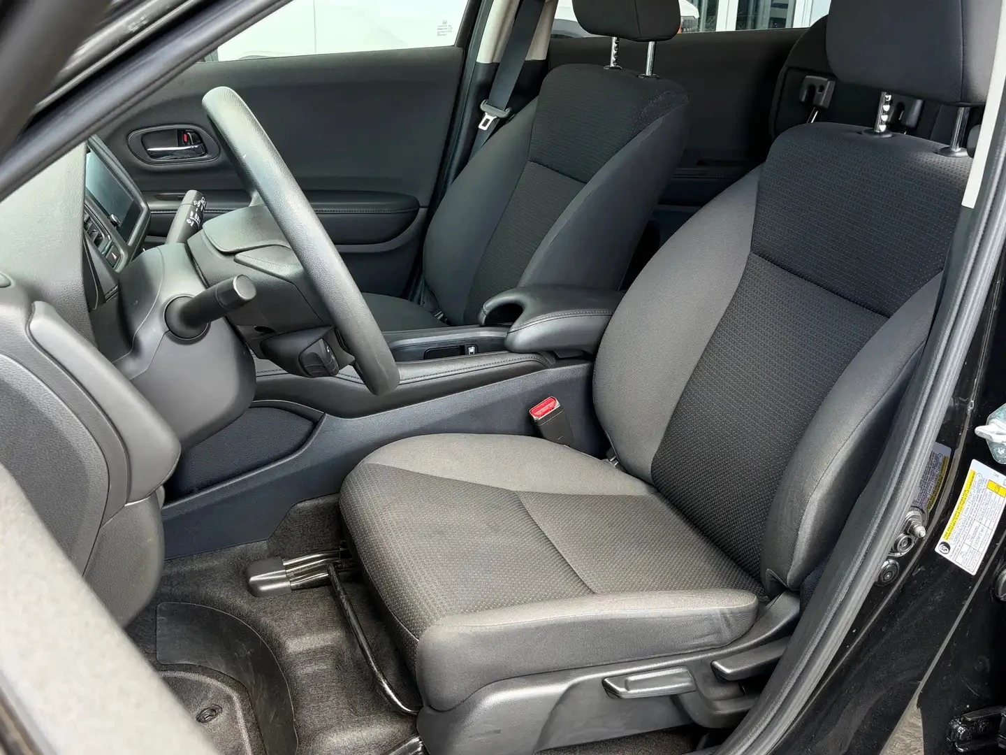 Honda Hr-v AWD* * Камера* * Подгрев* * Дистроник* * , снимка 12 - Автомобили и джипове - 56646307