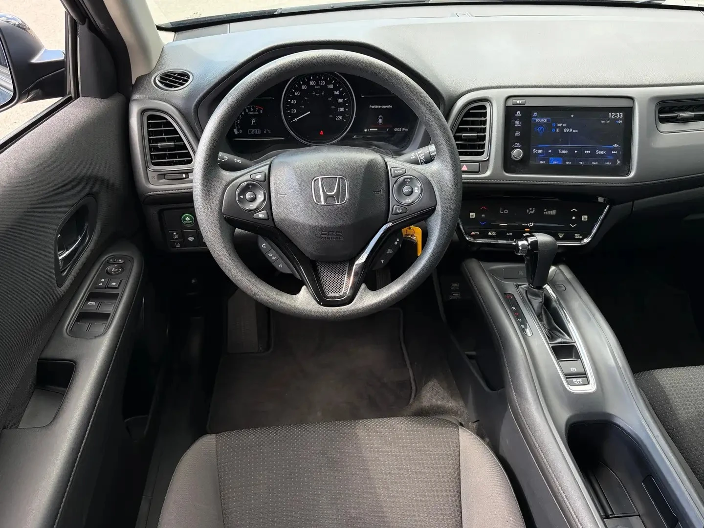 Honda Hr-v AWD* * Камера* * Подгрев* * Дистроник* * , снимка 13 - Автомобили и джипове - 56646307