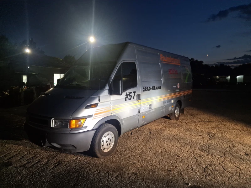 Iveco 35s15 Мото кемпер, снимка 15 - Бусове и автобуси - 52868686