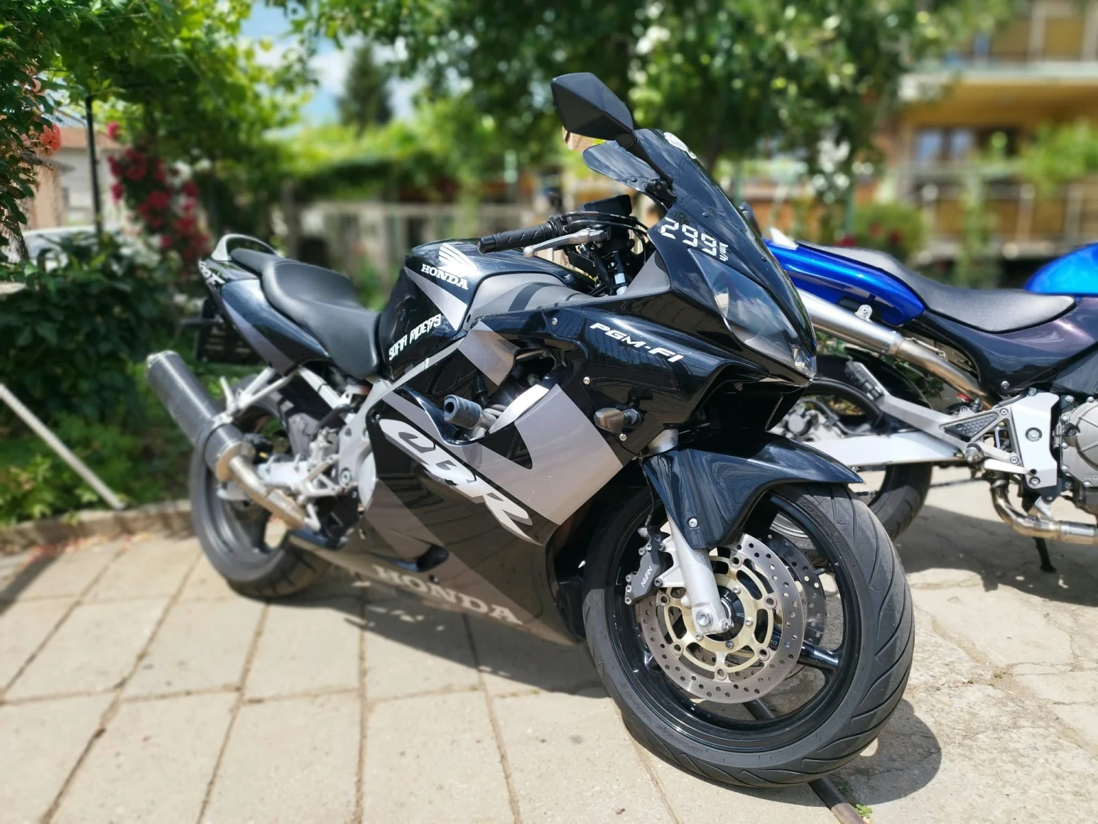 Honda Cbr 600 F4i, снимка 3 - Мотоциклети и мототехника - 54984257