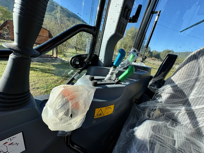 Трактор Kubota 170 часа!, снимка 7 - Селскостопанска техника - 51795099