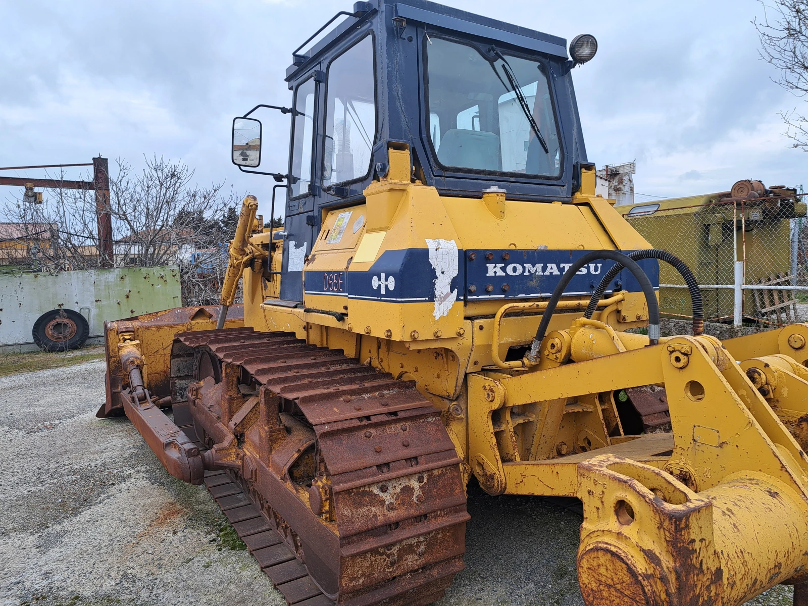 Булдозер Komatsu D65E | Auto.bg — изображение 1
