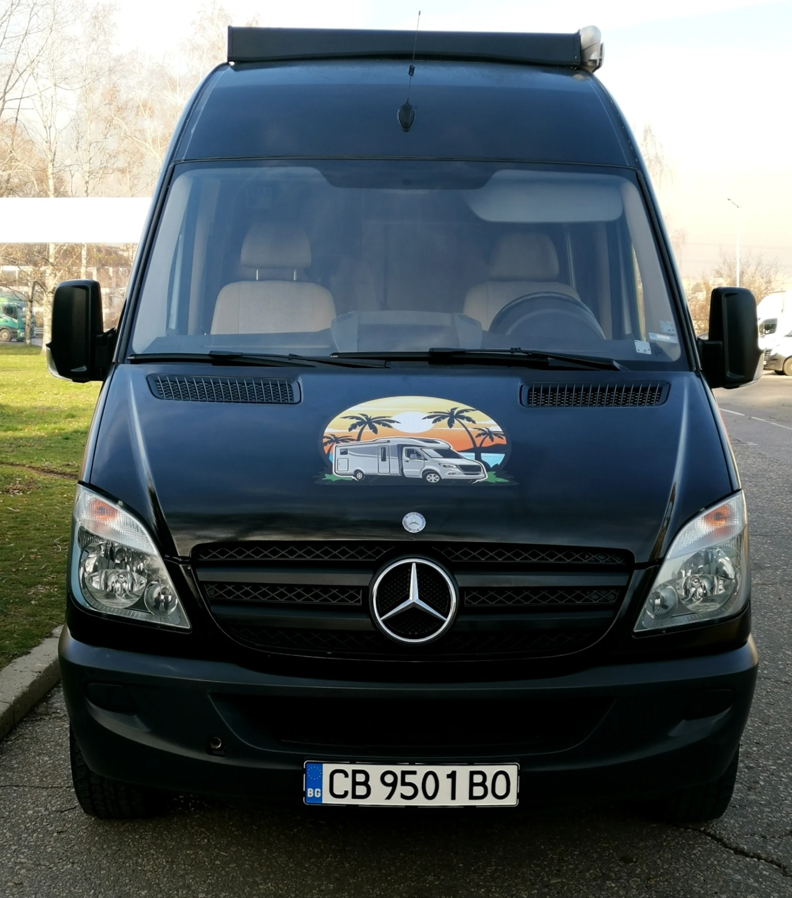 Кемпер Mercedes-Benz SPRINTER 313 CDI CUSTOM, 5 местен, снимка 8 - Каравани и кемпери - 55676284