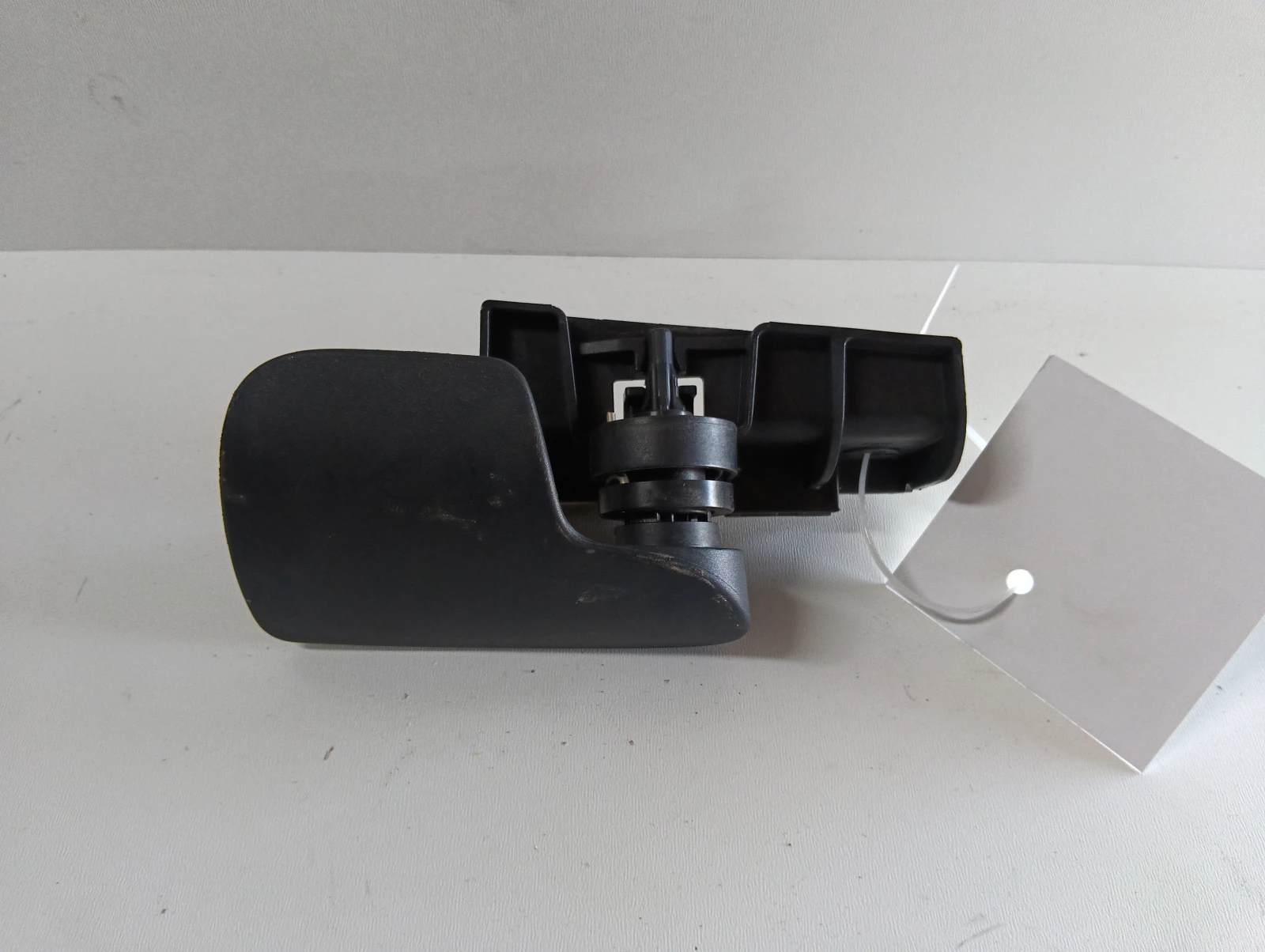 основа дръжка преден капак 8W1823633C 8W1823533B Audi A4