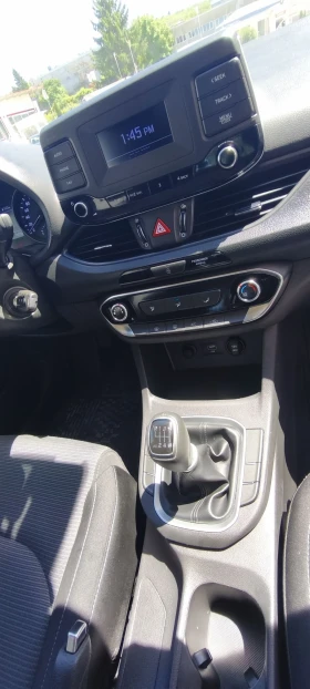 Hyundai I30 1.5i Benzin 2024 г. 6 скорости Гаранция , снимка 15