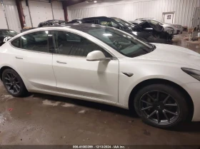 Tesla Model 3 U  U UX Rear Wheel Drive, снимка 5