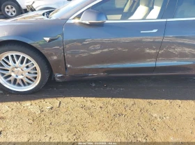 Tesla Model 3 LONG RANGE DUAL MOTOR ALL-WHEEL DRIVE - 15500 € / 30315.36 лв. - 16930164 5