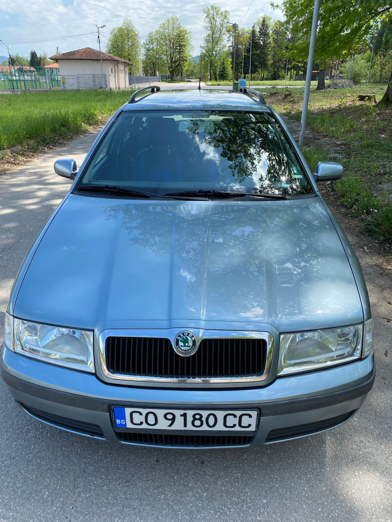 Skoda Octavia 1.6 , снимка 8 - Автомобили и джипове - 44716950