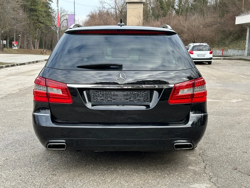 Mercedes-Benz E 200 CDI Avantgarde , снимка 4 - Автомобили и джипове - 46693039