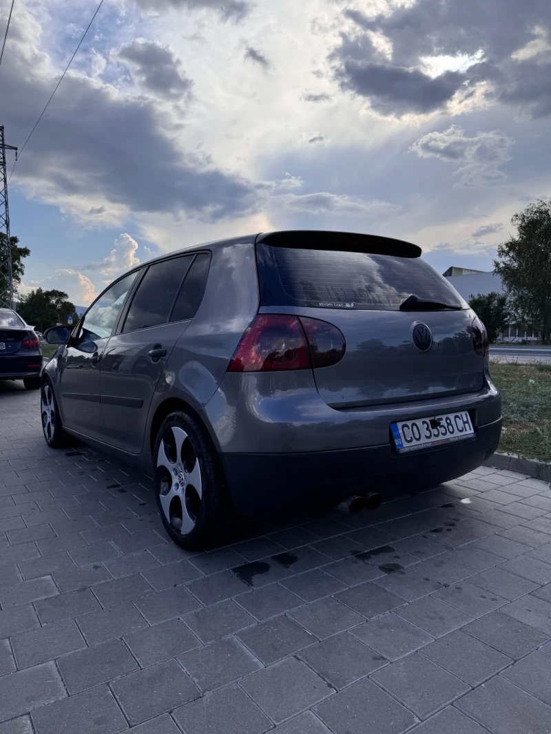 VW Golf, снимка 1 - Автомобили и джипове - 47636899