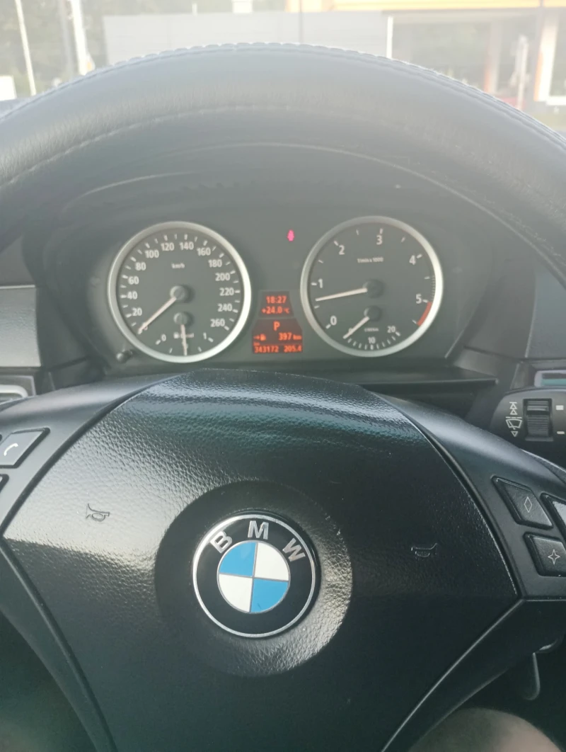 BMW 525, снимка 12 - Автомобили и джипове - 47172444