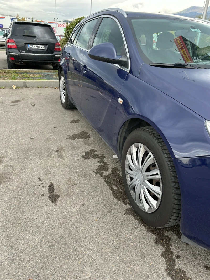 Opel Insignia Sports tourer sw, снимка 3 - Автомобили и джипове - 47538039