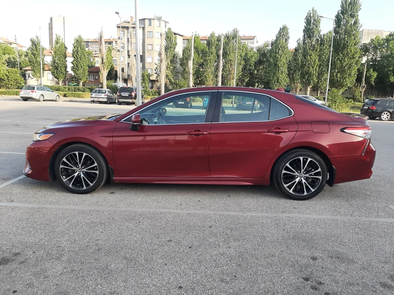 Toyota Camry, снимка 3 - Автомобили и джипове - 48620006