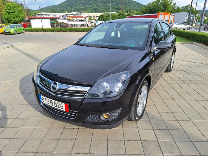 Opel Astra 1.6i Luxuri!, снимка 2 - Автомобили и джипове - 50385855