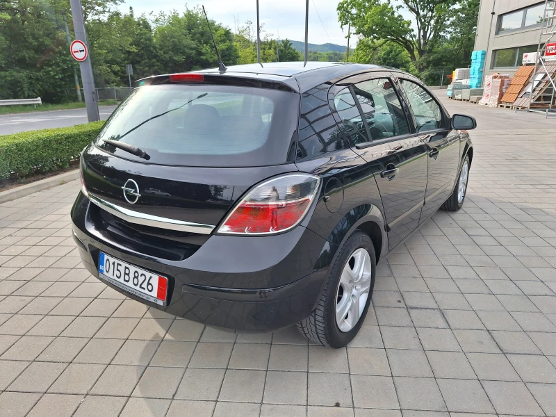 Opel Astra 1.6i Luxuri!, снимка 10 - Автомобили и джипове - 50385855