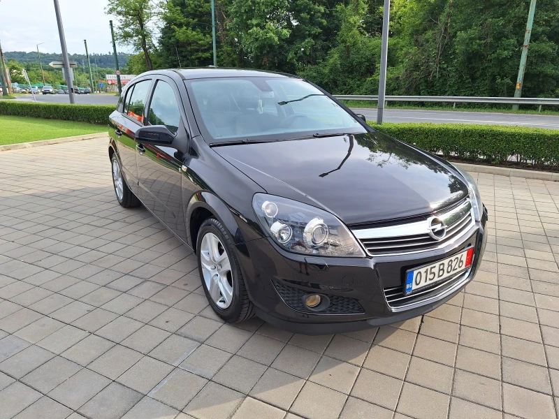 Opel Astra 1.6i Luxuri!, снимка 16 - Автомобили и джипове - 50385855
