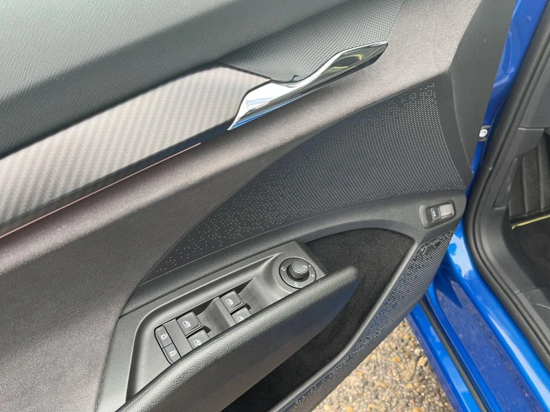 Skoda Enyaq iV RS COUPE CANTON CARBON MATRIX HEAD UP PANO , снимка 7 - Автомобили и джипове - 51538636