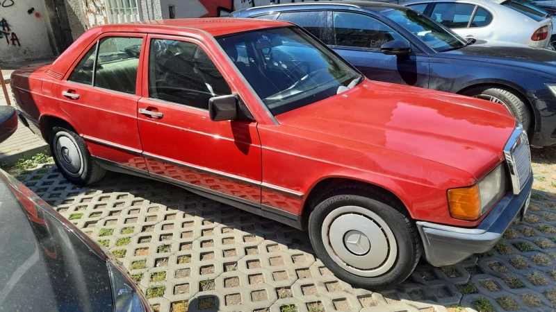 Mercedes-Benz 190, снимка 2 - Автомобили и джипове - 51678935