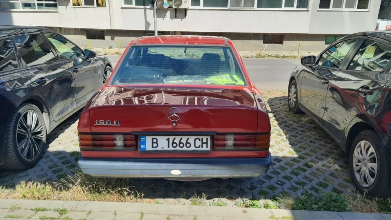 Mercedes-Benz 190, снимка 7 - Автомобили и джипове - 51678935