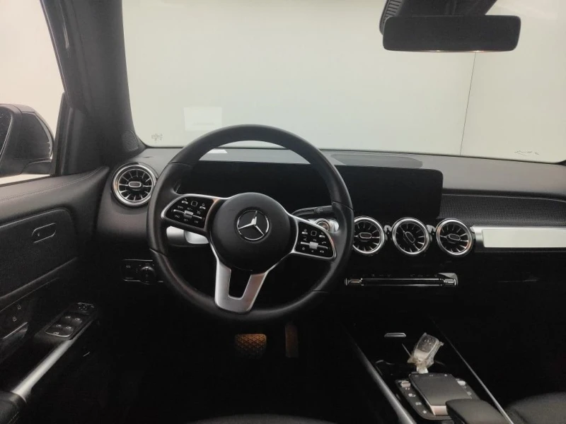 Mercedes-Benz EQB Business Line , снимка 7 - Автомобили и джипове - 52316580