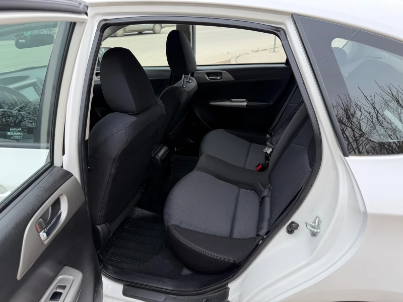 Subaru Impreza 2.0 R SWISS, снимка 9 - Автомобили и джипове - 52707194