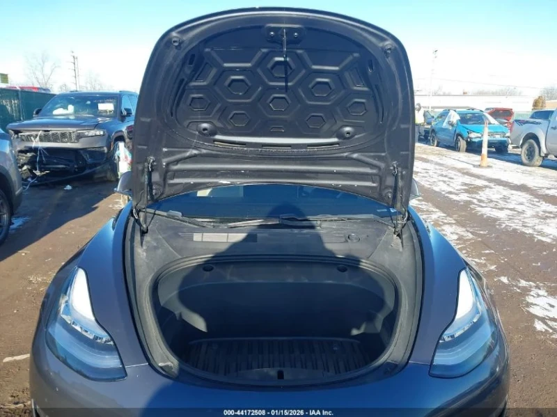 Tesla Model 3 LONG RANGE DUAL MOTOR ALL-WHEEL DRIVE, снимка 8 - Автомобили и джипове - 53378154