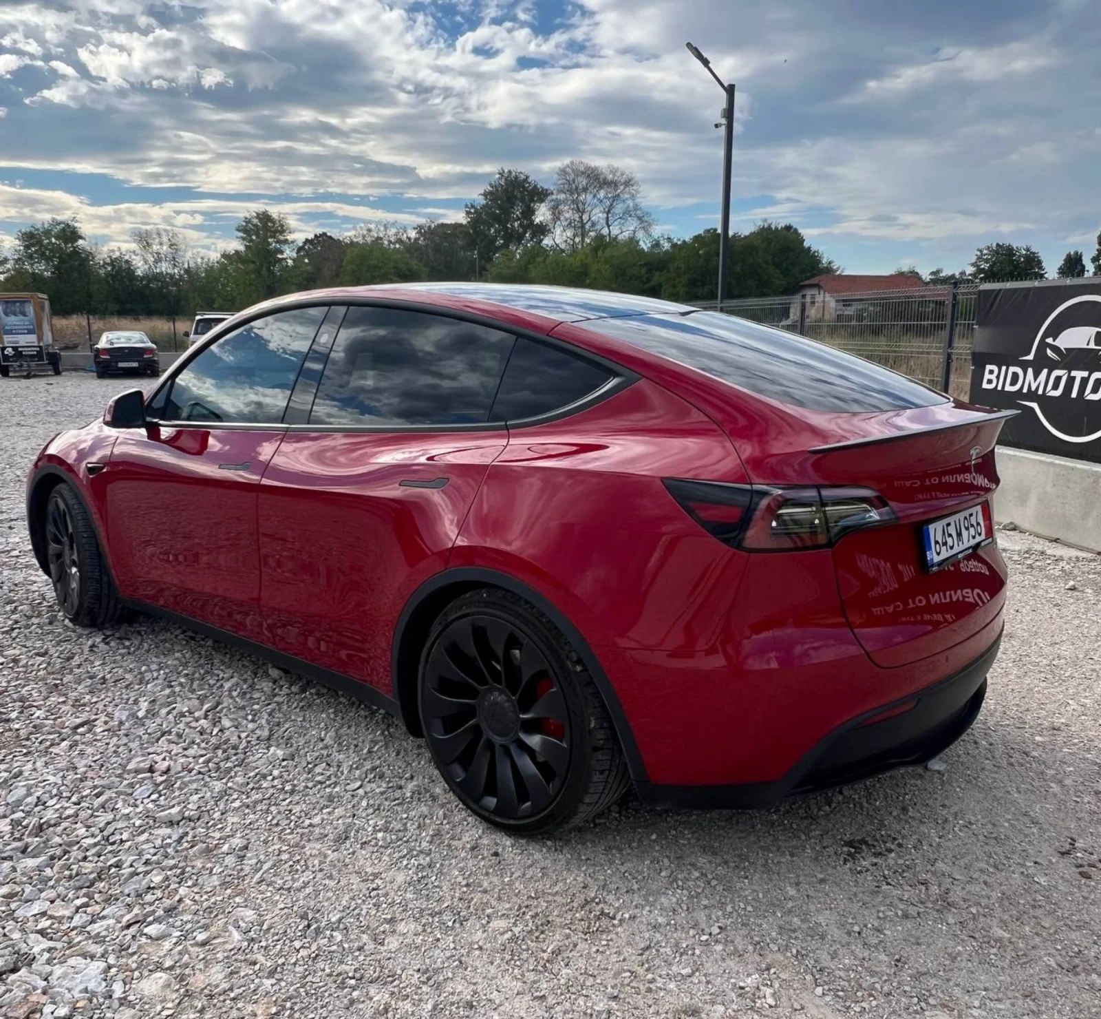 Tesla Model Y Performance - изображение 2